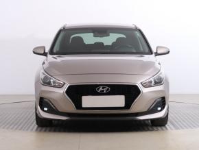 Hyundai i30  1.4 T-GDI Family 