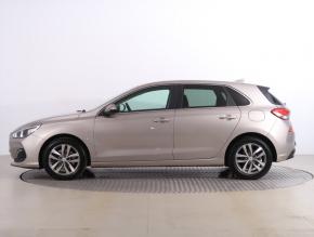 Hyundai i30  1.4 T-GDI Family 