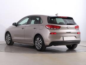 Hyundai i30  1.4 T-GDI Family 