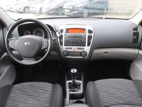 Kia Ceed  1.6 CRDi 