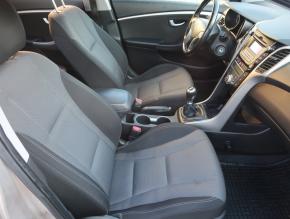 Hyundai i30  1.6 MPI 