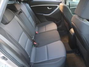 Hyundai i30  1.6 MPI 