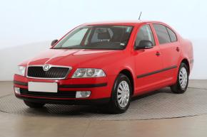 Škoda Octavia  1.6 Tour 