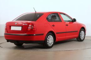 Škoda Octavia  1.6 Tour 