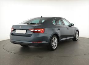 Škoda Superb  2.0 TDI 