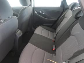 Hyundai i30  1.5 DPI Comfort 