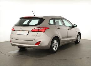 Hyundai i30  1.6 MPI 