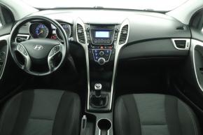 Hyundai i30  1.6 MPI 