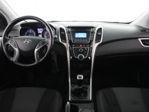 Hyundai i30  1.6 MPI 