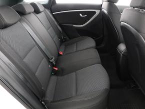 Hyundai i30  1.6 MPI 