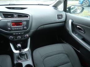 Kia Ceed  1.4 CVVT 