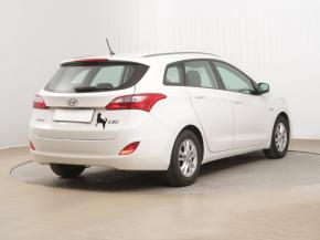 Hyundai i30  1.6 MPI 