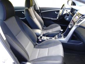 Hyundai i30  1.6 MPI 