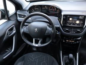 Peugeot 2008  1.2 PureTech 