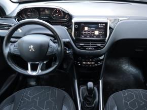 Peugeot 2008  1.2 PureTech 