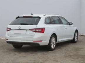 Škoda Superb  2.0 TDI 