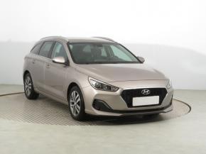 Hyundai i30  1.4 T-GDI 