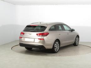 Hyundai i30  1.4 T-GDI 