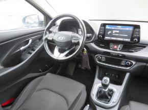 Hyundai i30  1.4 T-GDI 