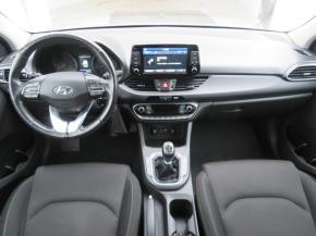 Hyundai i30  1.4 T-GDI 