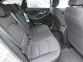 Hyundai i30  1.4 T-GDI 