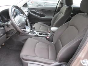 Hyundai i30  1.4 T-GDI 