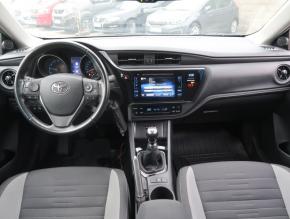 Toyota Auris  1.6 Valvematic 