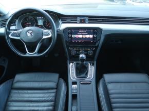 Volkswagen Passat  1.5 TSI Business 