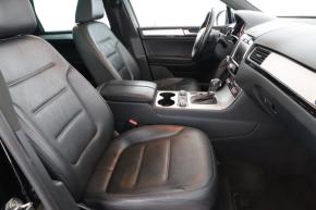 Volkswagen Touareg  3.0 TDI 