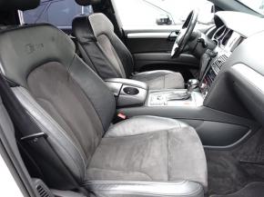 Audi Q7  3.0 TDI S-Line 