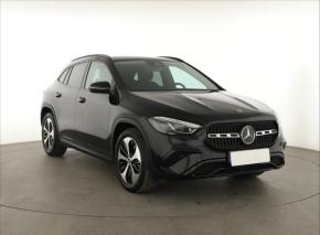 Mercedes-Benz GLA  GLA 180 Progressive 