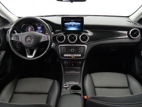 Mercedes-Benz CLA  220 CDI 