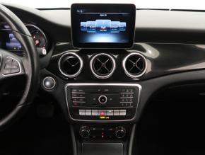 Mercedes-Benz CLA  220 CDI 