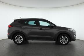 Hyundai Tucson  2.0 CRDi 