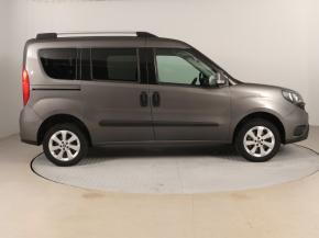 Fiat Doblo  1.4 T-Jet Panorama Family 