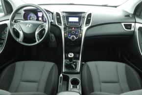 Hyundai i30  1.6 MPI 