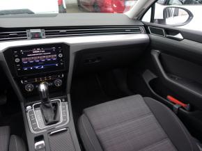 Volkswagen Passat  1.6 TDI Business 