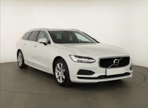 Volvo V90  D4 