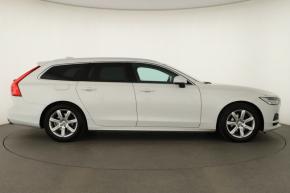 Volvo V90  D4 