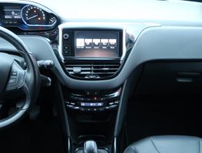 Peugeot 2008  1.2 PureTech 