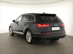 Audi Q7  3.0 TDI S-Line 