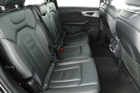 Audi Q7  3.0 TDI S-Line 