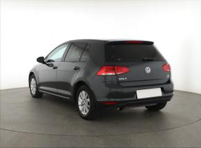 Volkswagen Golf  1.2 TSI 