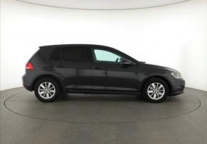 Volkswagen Golf  1.2 TSI 