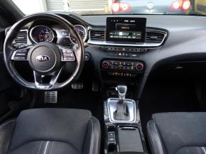 Kia Ceed  1.6 CRDi 