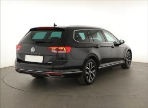 Volkswagen Passat  2.0 TDI Elegance 