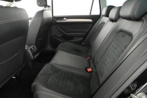 Volkswagen Passat  2.0 TDI Elegance 