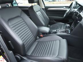 Volkswagen Passat  2.0 TDI Alltrack 