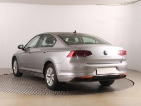 Volkswagen Passat  1.5 TSI 