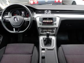 Volkswagen Passat  1.6 TDI 